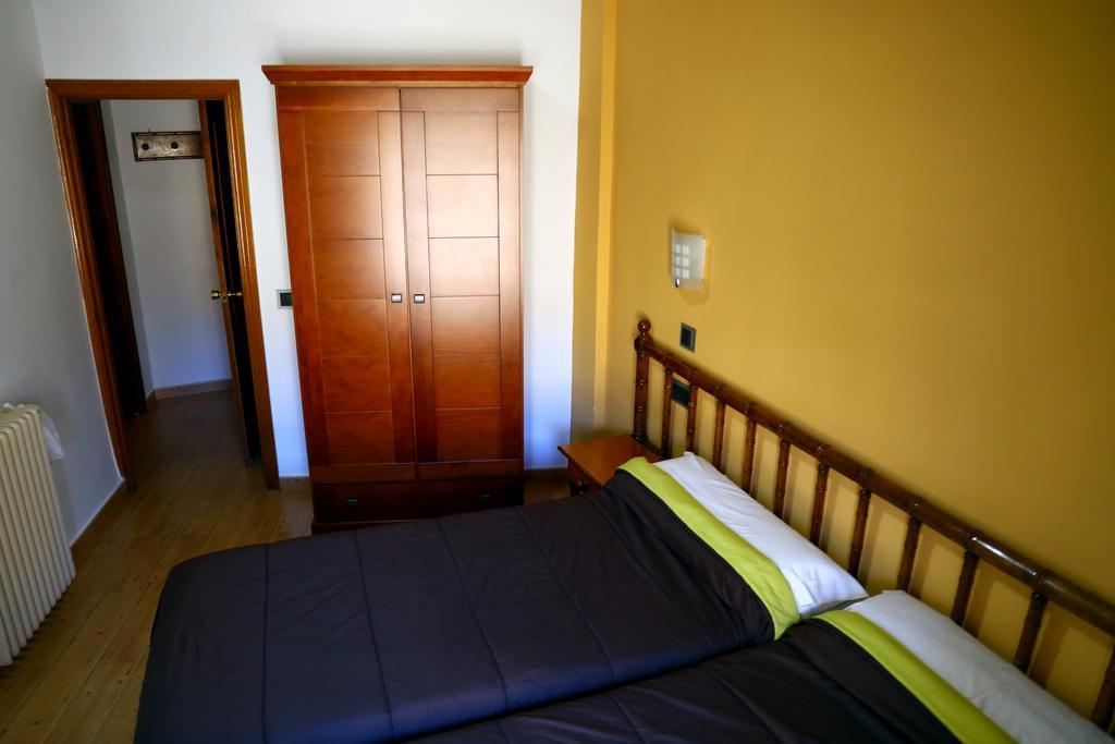 Hostal Muralla Plasencia Exteriér fotografie