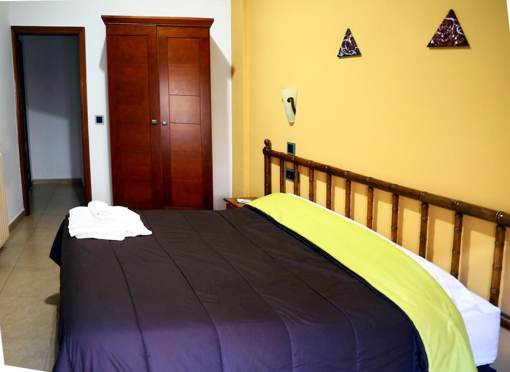Hostal Muralla Plasencia Exteriér fotografie