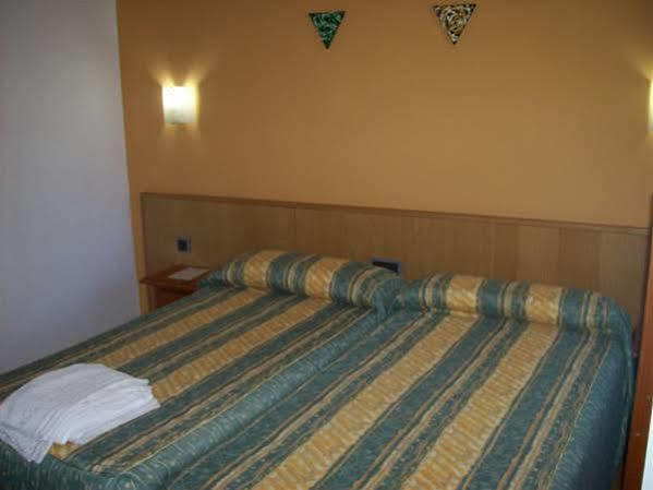 Hostal Muralla Plasencia Exteriér fotografie